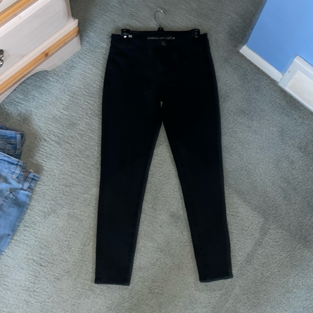 American eagle high rise black jegging with no rips